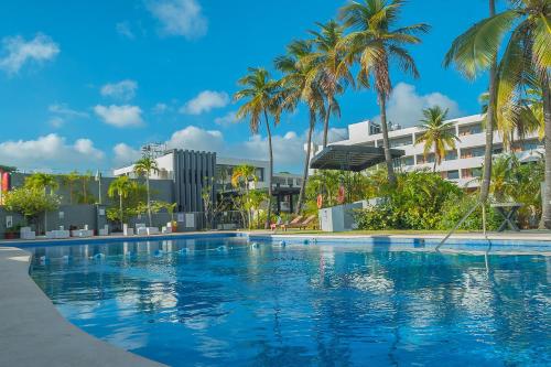 Hồ bơi trong/gần Hotel San Antonio