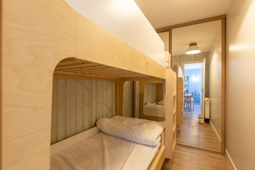 Piccola camera con letto a castello. di Rare ! Appartement rénové dans le village piéton de Megève a Megève