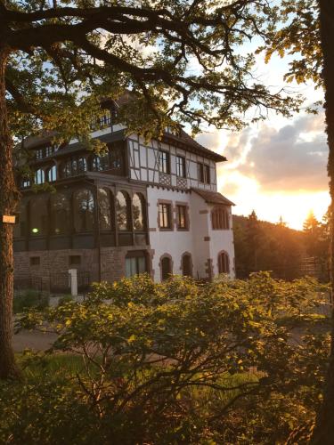 Un jardín fuera de Logis Du Haut-Koenigsbourg