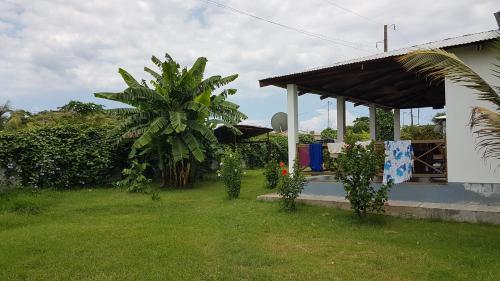 Um jardim em Les HIBISCUS