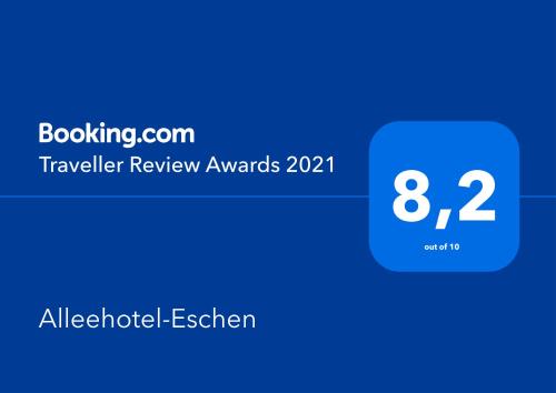 Alleehotel-Eschen في أوريتش: اسطوانة زرقاء عليها رقم ثمانية