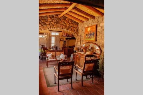 A seating area at El Rastrojo - Casa de campo