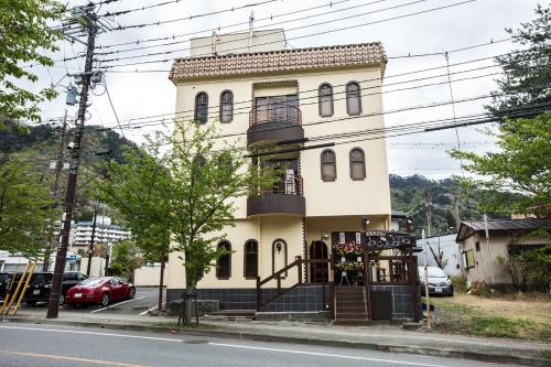 O edifício em que o hotel se localiza