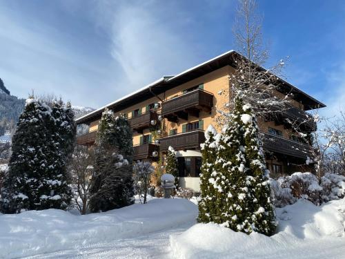 Hotel Edelweiss Kitzbühel durante el invierno