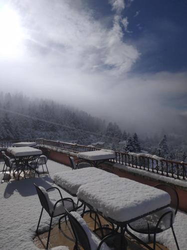 Obiekt Vytina Mountain View Hotel zimą