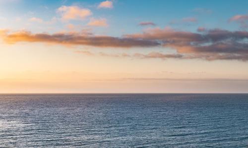 vista para o oceano ao pôr-do-sol em Roca Verde - Playa del Inglés em Playa del Inglés