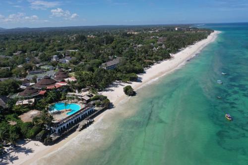 - une vue aérienne sur un complexe sur la plage dans l'établissement Leopard Beach Resort and Spa, à Diani Beach