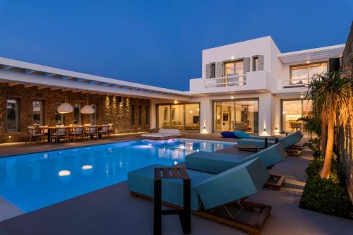 Splendid Mykonos Luxury Villas & Suites में या उसके करीब स्विमिंग पूल