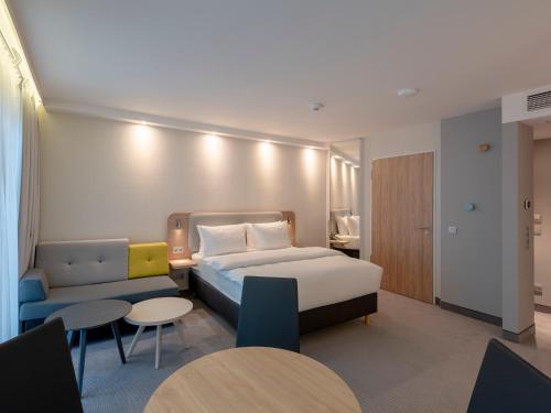 Легло или легла в стая в Holiday Inn Express - Offenbach, an IHG Hotel