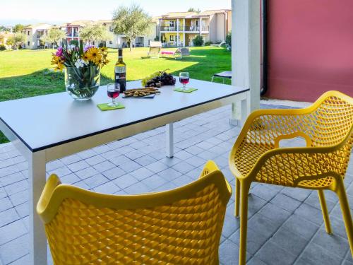 Fotografija u galeriji objekta Apartment Belvedere Village-4 by Interhome u gradu Kastelnuovo del Garda