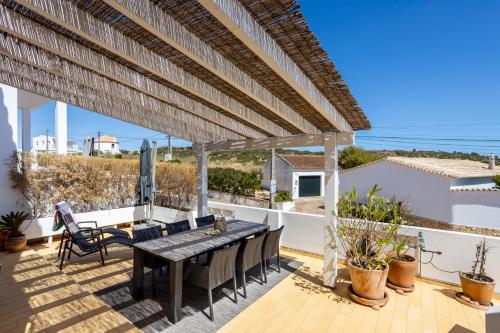 A balcony or terrace at Paraíso dos Pássaros