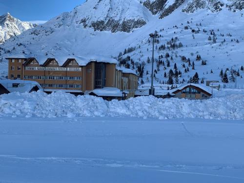 Objekt Grand Hotel Miramonti zimi