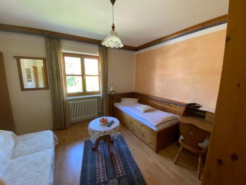 Ліжко або ліжка в номері Xundheits Hotel Garni Eckershof