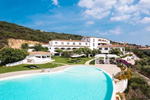 Swimmingpoolen hos eller tæt på Hotel dP Olbia - Sardinia