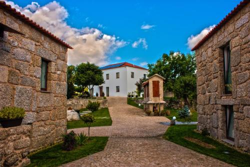 A garden outside Quinta Da Mouta