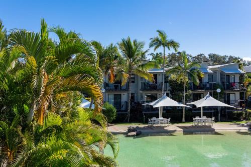 Bazen u ili blizu objekta Noosa Lakes Resort