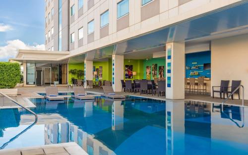 The swimming pool at or close to Park Inn by Radisson Davao