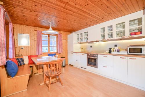 Køkken eller tekøkken på Chalet Castellani Apartment