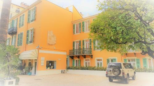 Zgrada u kojoj se nalazi hotel