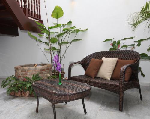 A seating area at Gingerflower Boutique Hotel