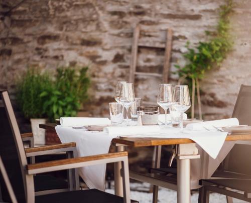 Restoran ili drugo mesto za obedovanje u objektu Landhaus Halferschenke