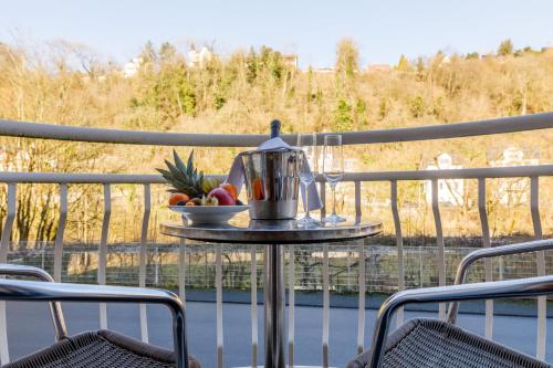 A balcony or terrace at Hotel Lahnschleife