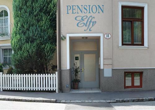 Fotografie z fotogalerie ubytování Pension Elfy v destinaci Baden