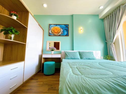 Postel nebo postele na pokoji v ubytování Sunshine Homestay Vung Tau Gold Sea Căn Hộ Biển