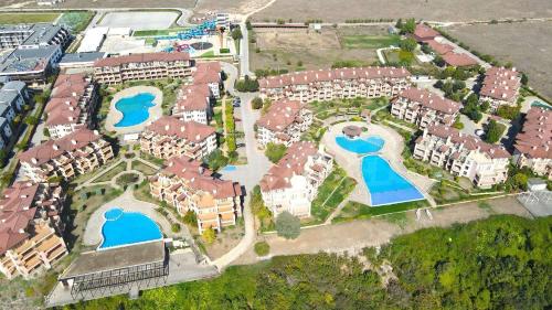 The swimming pool at or close to Sea View & infinity pool apartments in Kaliakria resort