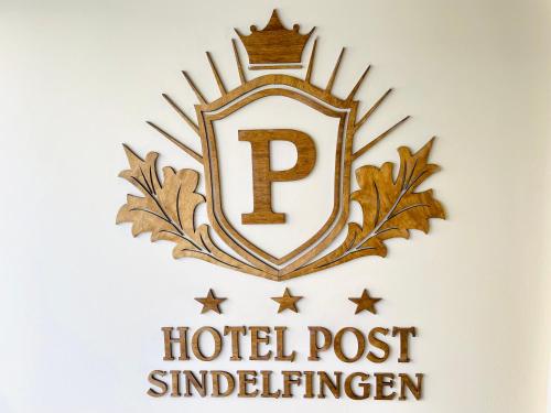 Vottorð, verðlaun, skilti eða annað skjal til sýnis á Hotel Post Sindelfingen