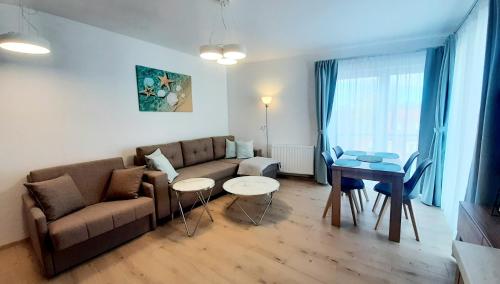 Svetainės erdvė apgyvendinimo įstaigoje Apartamenty Aleksandry _ Flotylla