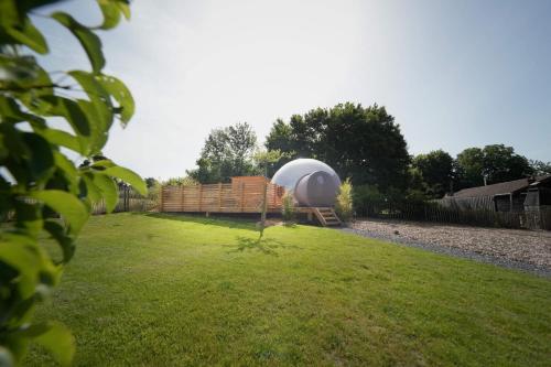 Bulles Odette & Ginette et Tiny House Suzette 