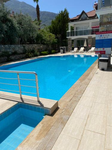 A piscina localizada em Olivia Apartment at Ölüdeniz - Central ou nos arredores