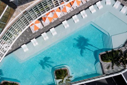 Piscina a Dorsett Gold Coast o a prop