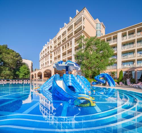 Бассейн в Hotel Alba - All inclusive или поблизости