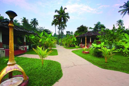 Vrt u objektu Cherai Beach Resorts