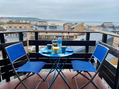 Uma varanda ou terraço em Studio Mezzanine La vie en bleu- Vue mer Deauville