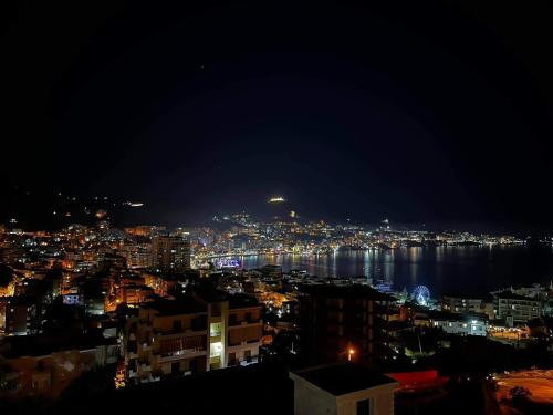 General view ng Sarandë o city view na kinunan mula sa apartment