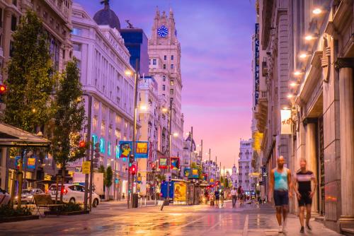 Uma visão geral de Madri ou uma vista da cidade tirada do hotel