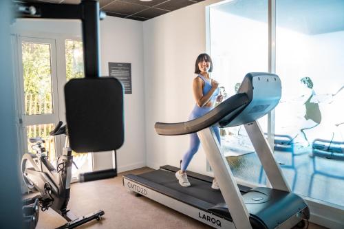 Holiday Inn - Bordeaux-Merignac, an IHG Hotel tesisinde fitness merkezi ve/veya fitness olanakları