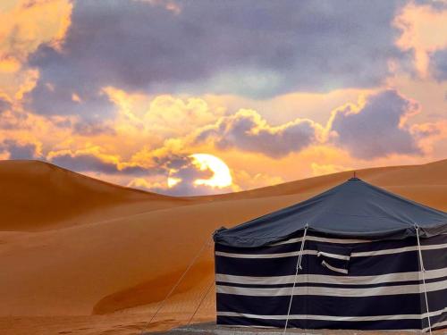 Arab desert camp