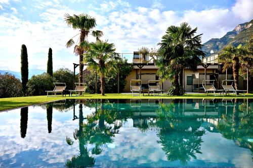 Swimmingpoolen hos eller tæt på Das Panorama Designhotel