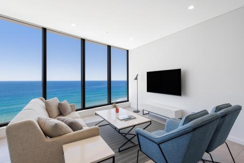 Televizorius ir (arba) pramogų centras apgyvendinimo įstaigoje Meriton Suites Surfers Paradise