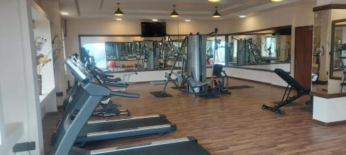 Fitnesscenter och/eller fitnessfaciliteter på Accord Highland Hotel Ooty