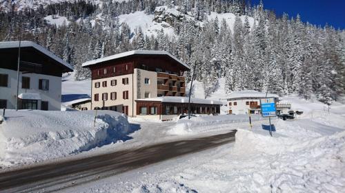 Hotel Sorapiss durante el invierno