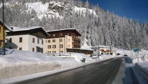 Hotel Sorapiss durante el invierno