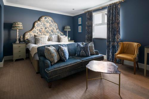 Cama ou camas em um quarto em The Headland Hotel and Spa