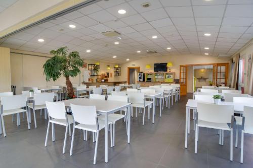 Sure Hotel by Best Western Nantes Saint-Herblain 레스토랑 또는 맛집