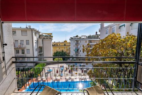 The swimming pool at or close to Hotel Principe