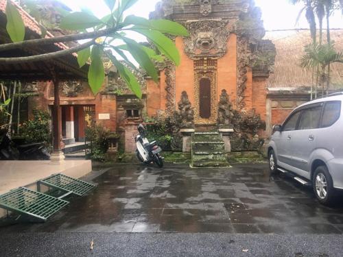 Galerija fotografija objekta Puri Mandala Kaleran u Ubudu